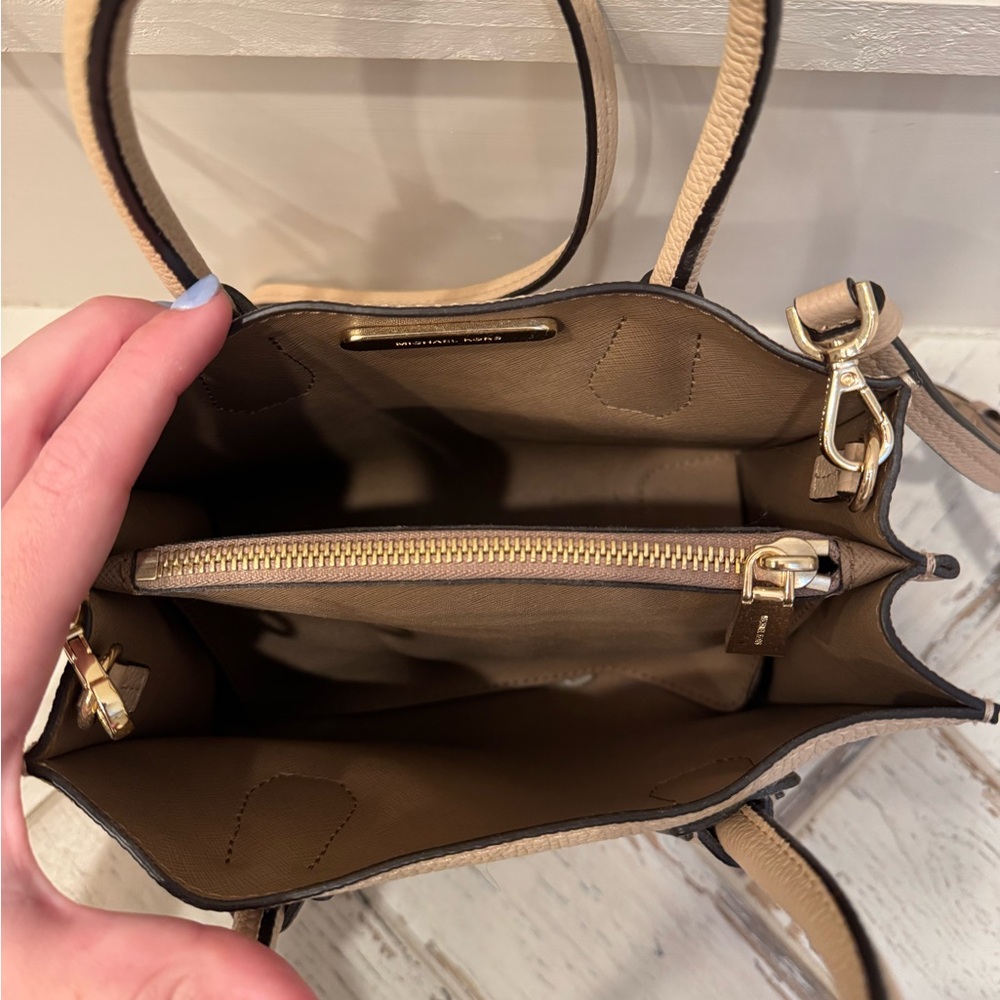 Michael Kors Tan Mini Bag with Fur Charm - Picture 5 of 5